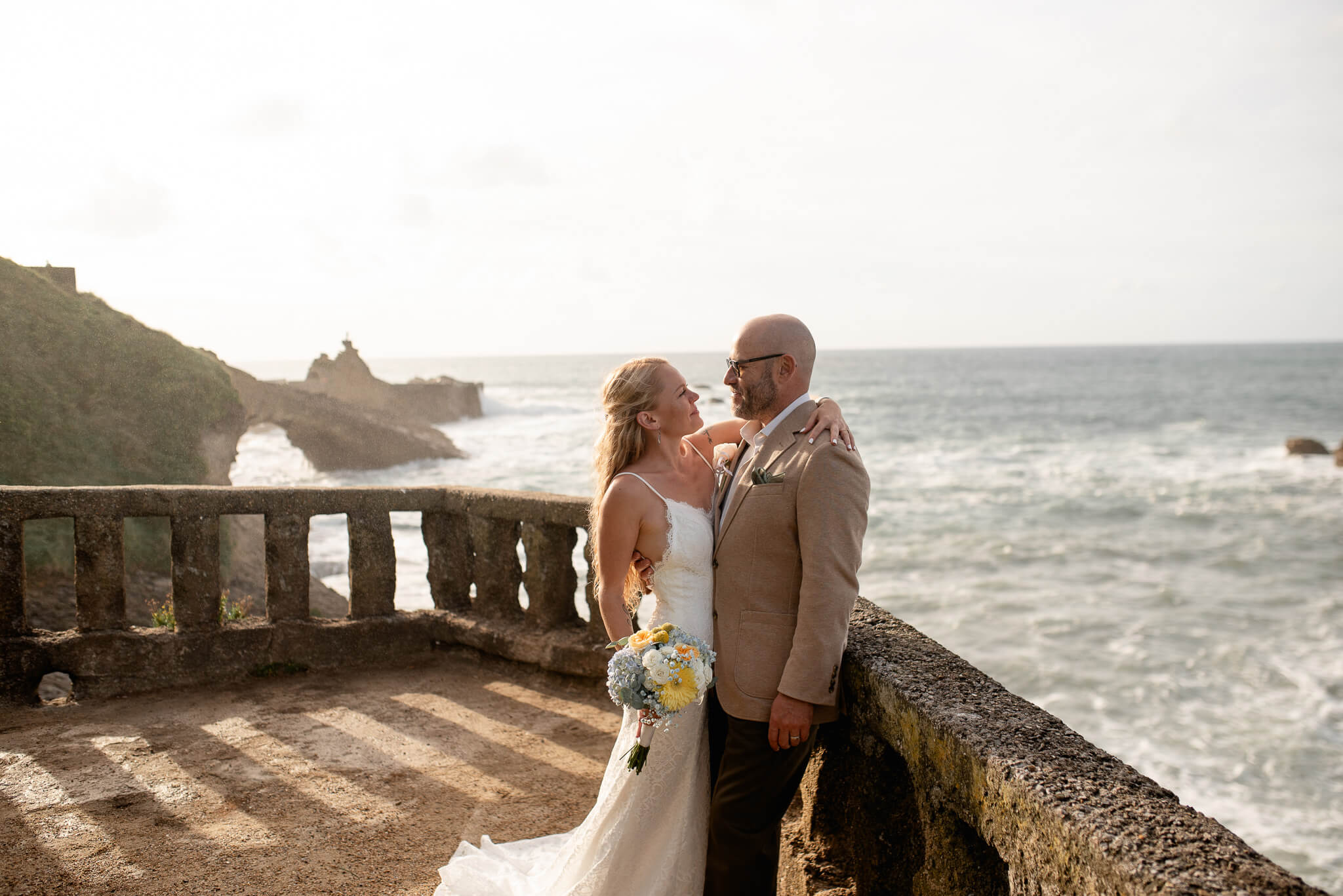 couple photography session in coastal landscape
